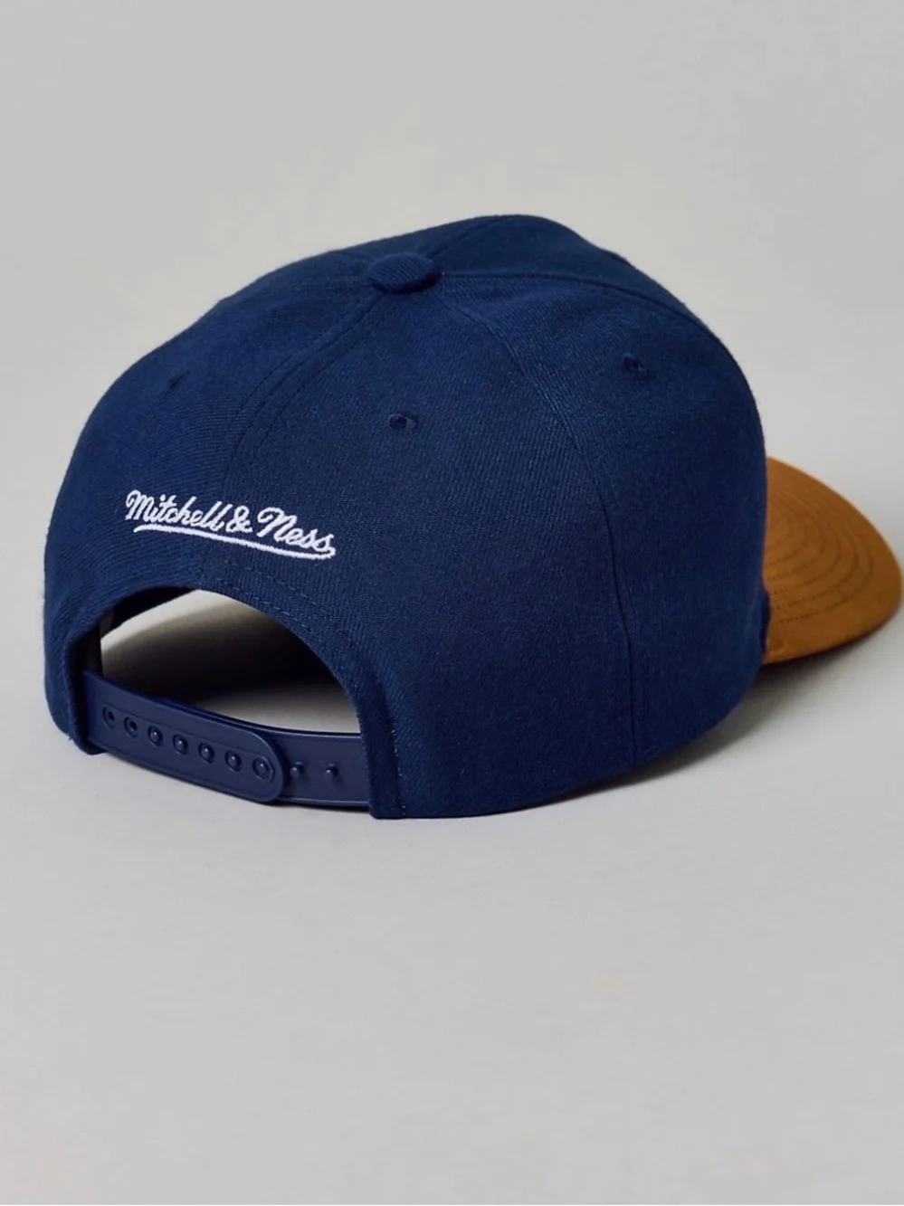 Mitchell & Ness MLB New York Yankees Metal Logo Snapback Hat Cap Navy